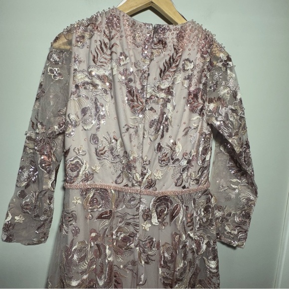 Mac Duggal Embellished V Neck Illusion Long Sleeve A Line Gown Size 10 - Picture 8 of 16